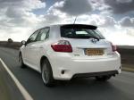 Toyota Auris HSD 2010 года (UK)